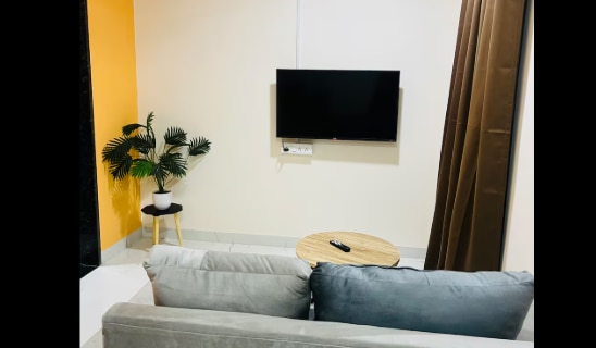 1 BHK Apartment near Airport 1