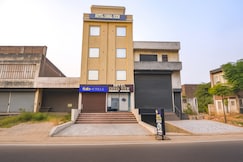 FabHotel Canal View, Ludhiana