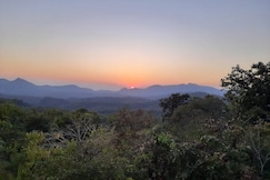 Hotel Yadav residency, Pachmarhi