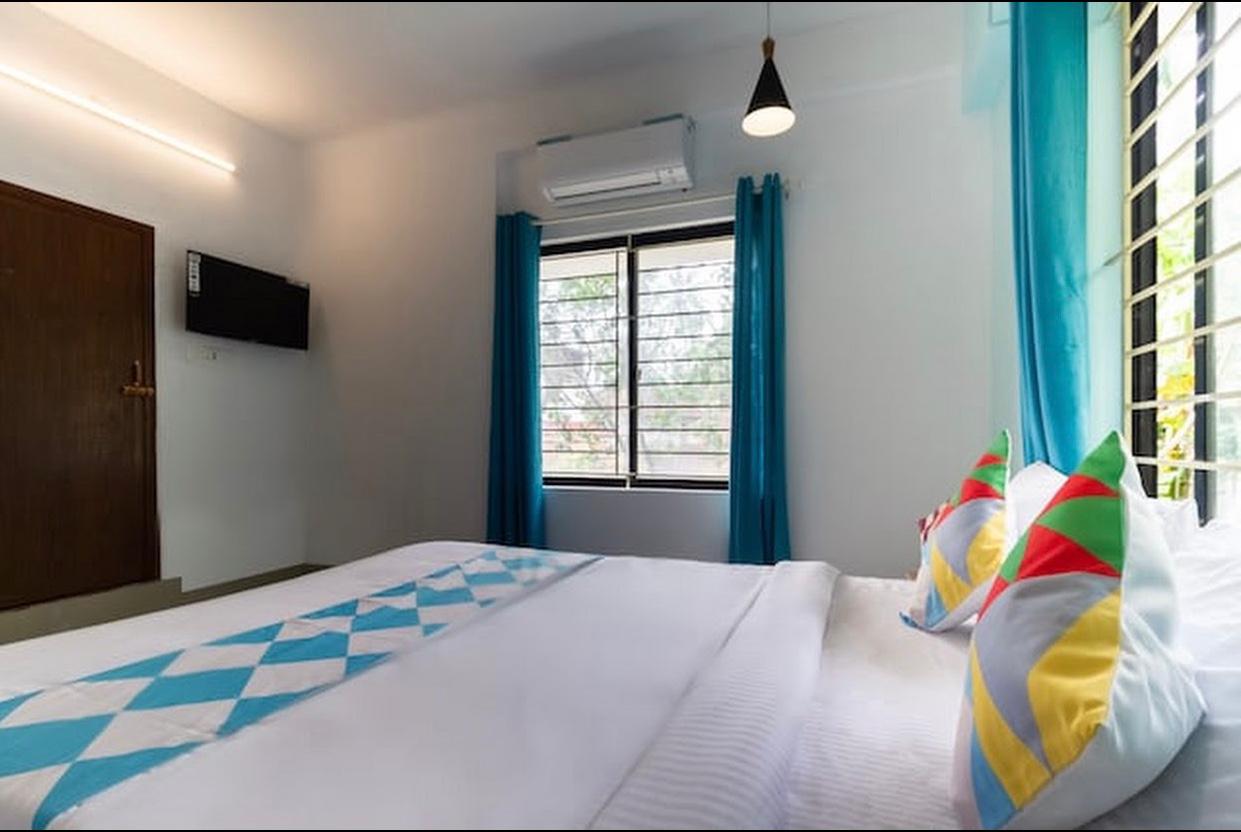 Calicut Suites - Tap to explore photos