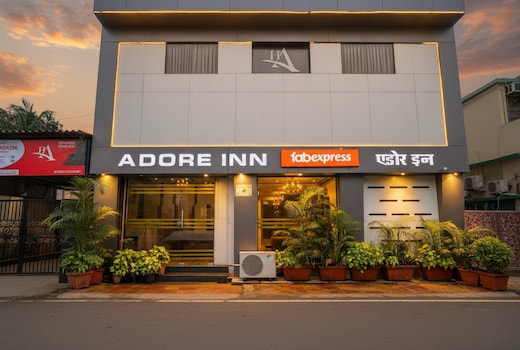 FabExpress Adore Inn - Nr. Mumbai International Airport
