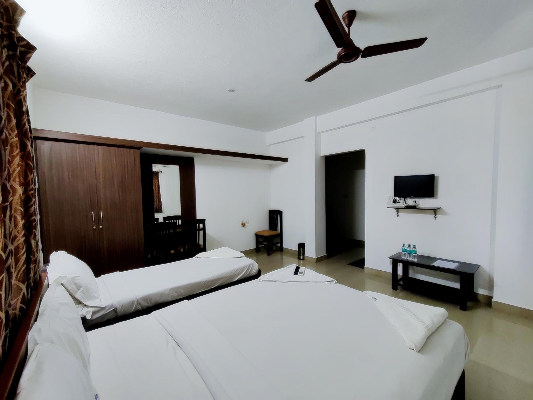 Swarna Sudarshan Service Apartments - Tap to explore photos