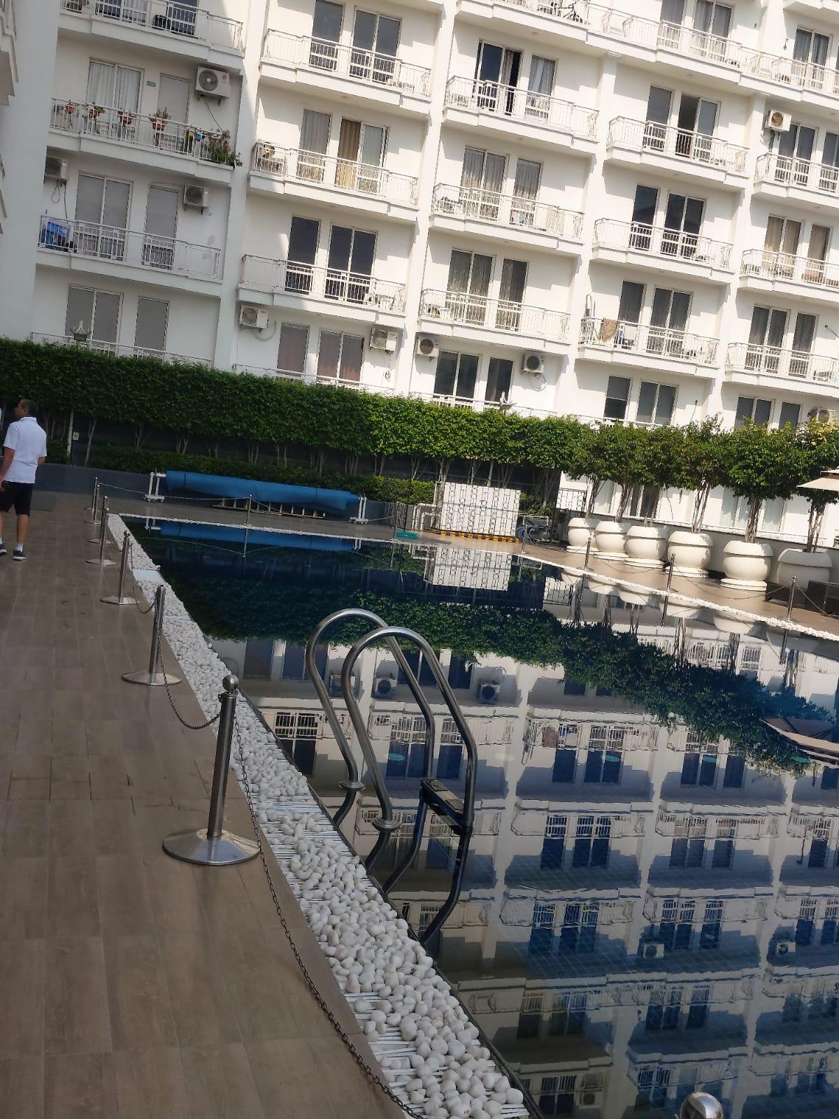 ROYAL BY VOYAGE INN | Entire 1BHK Apartments - Tap to explore photos