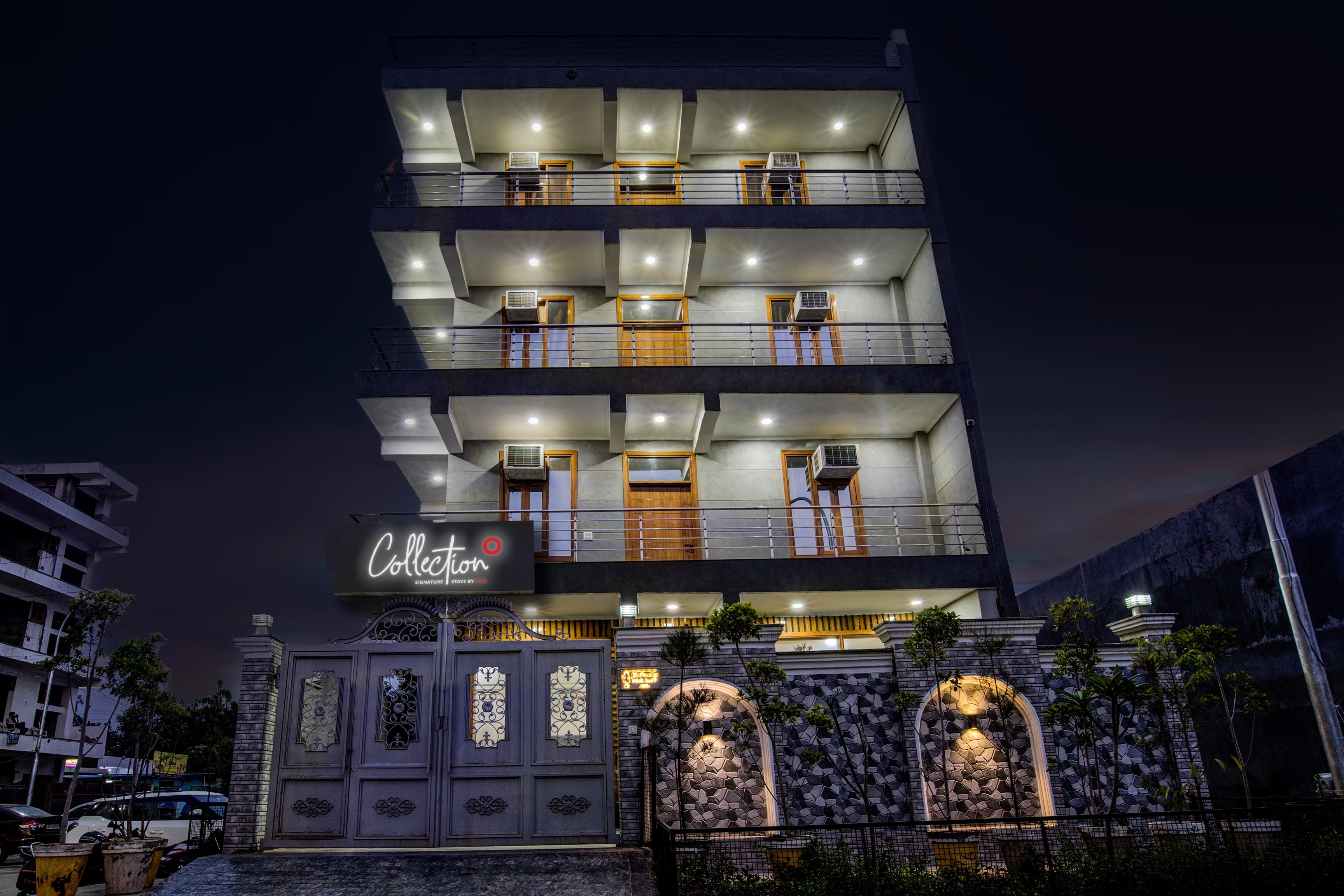 Hotel O The Signature Inn - Tap to explore photos