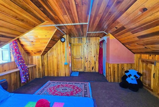 U-Turn Happy Homestay