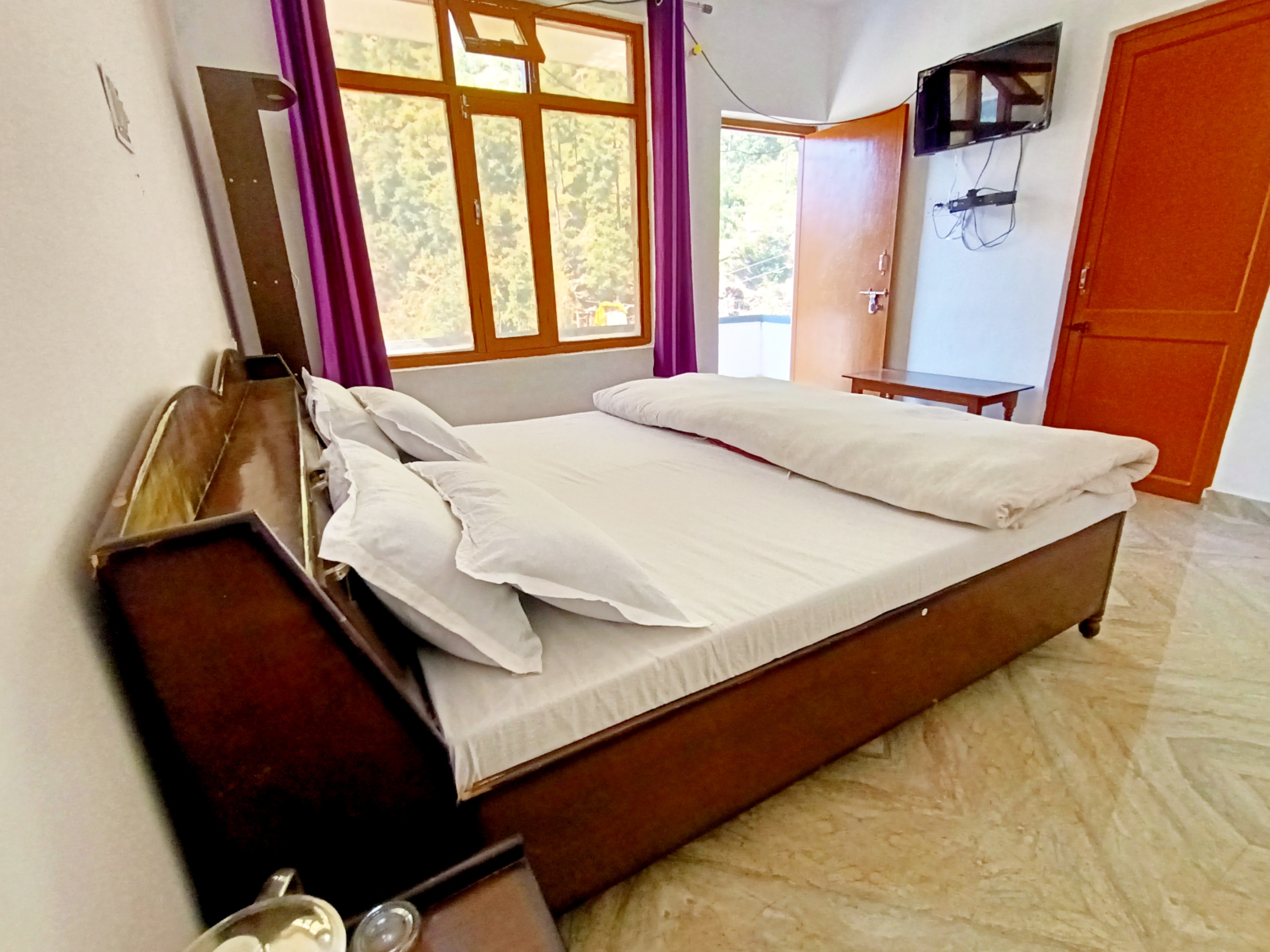 Hotel Namami Gange - Tap to explore photos