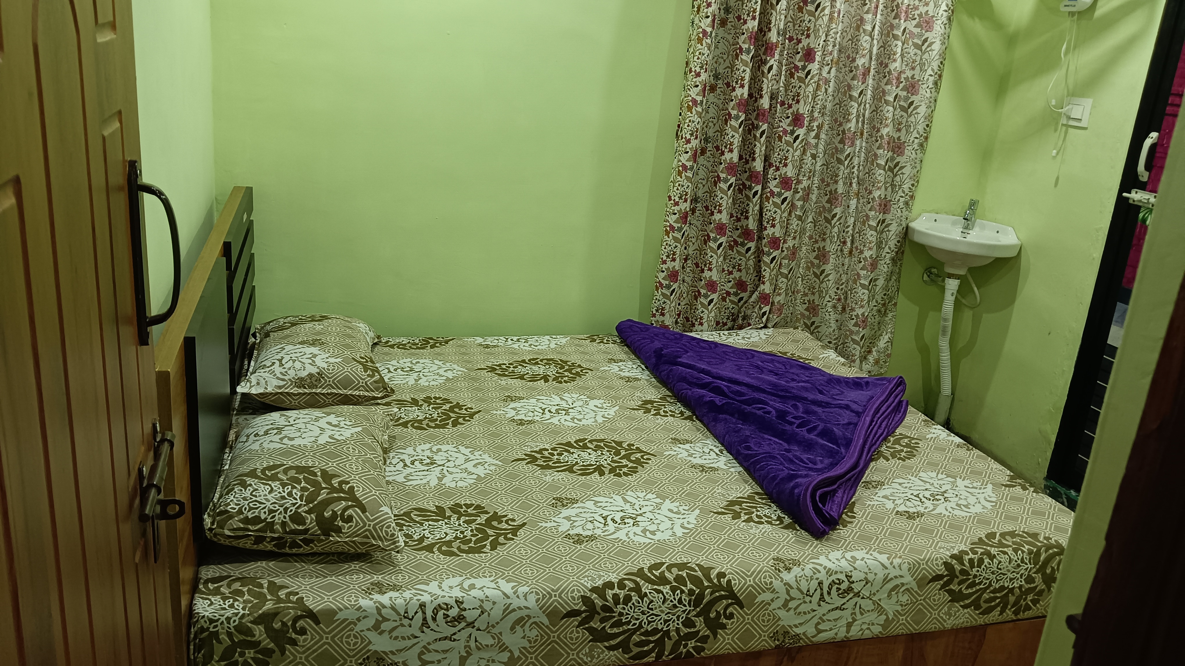 Ammavvana Kutira - Tap to explore photos