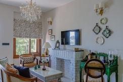 Almost Heaven Suites @ 2 Km from Mall Road, Dehradun