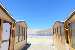 Maa Cottage Pangong, Pangong