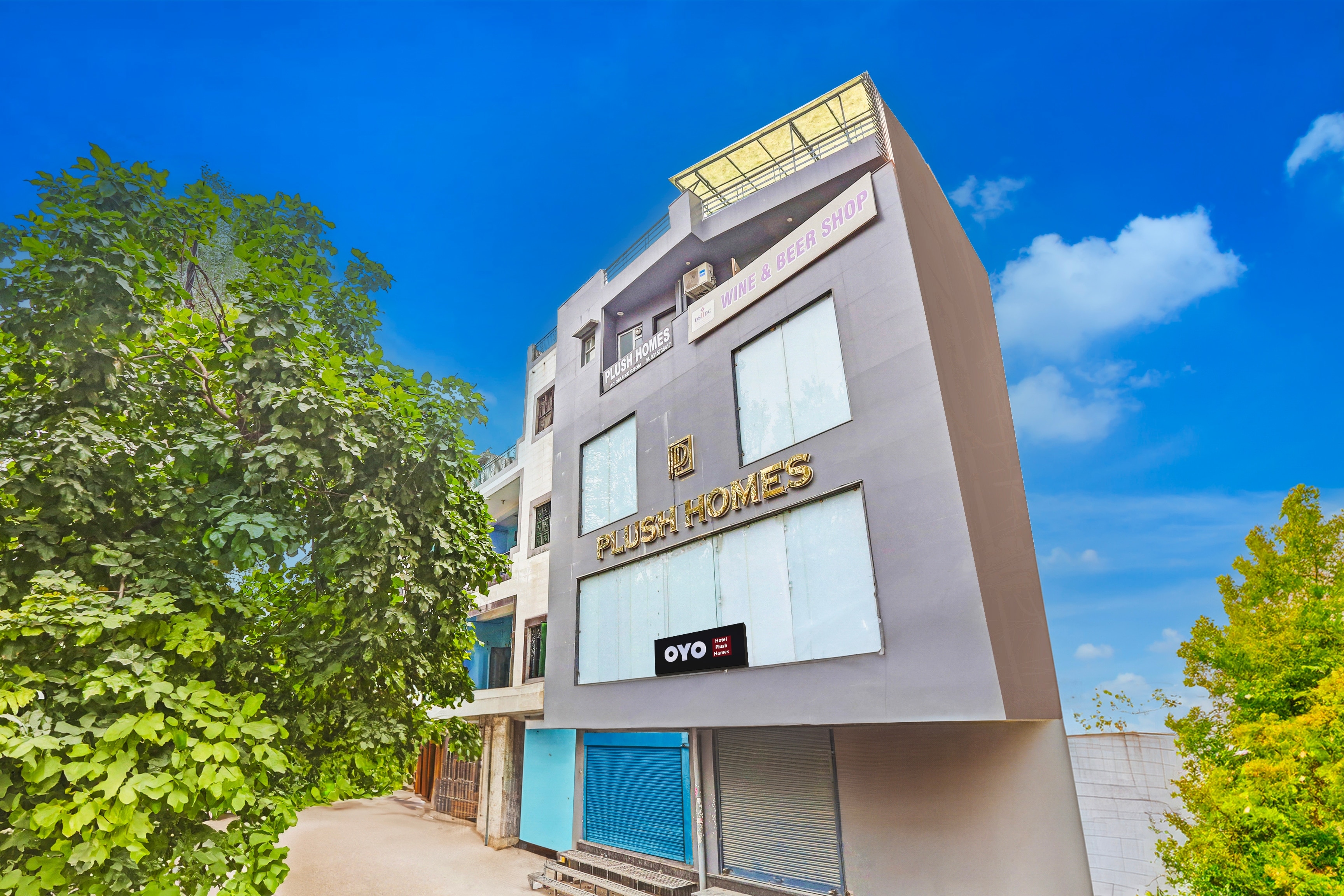 Hotel O Plush Homes - Tap to explore photos