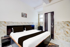 Hotel O The Max inn, Greater Noida