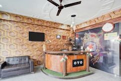 Hotel O Tree Inn, Noida