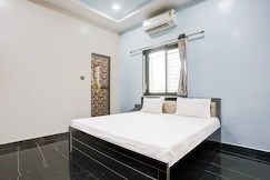 Hotel O Raj Guest House, Akola