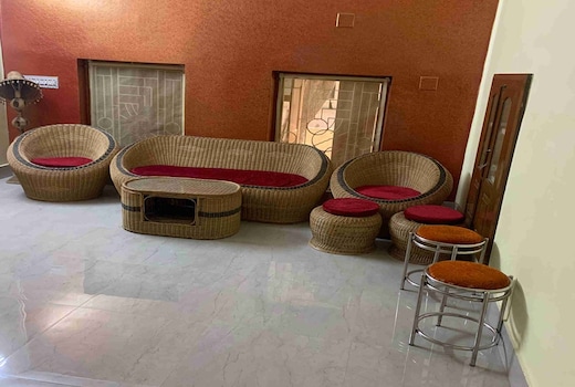 Abhaloy 2bhk Apartment