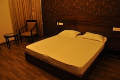 Hotel Silver Sands, Zirakpur