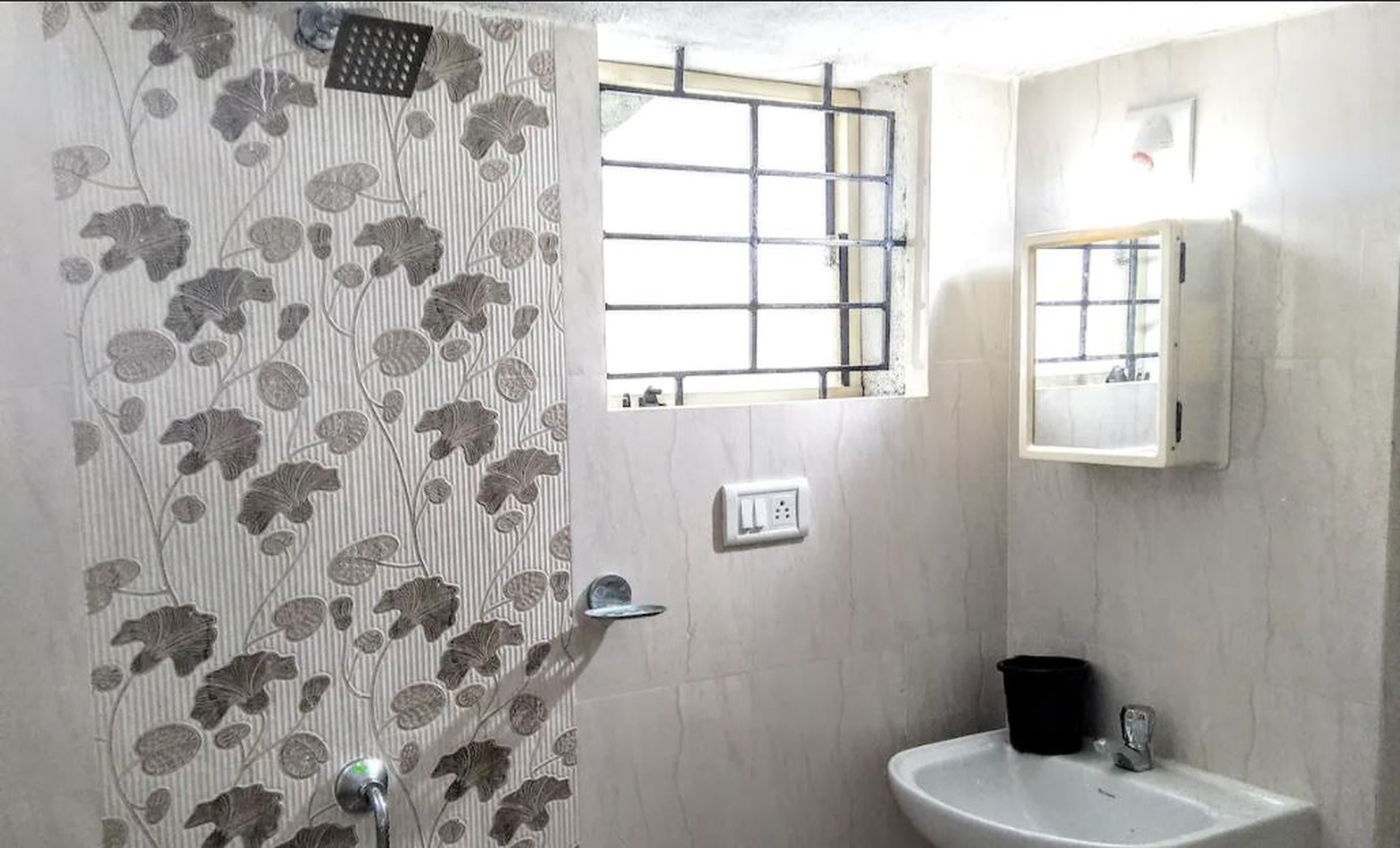 Jaya Homestay - Tap to explore photos