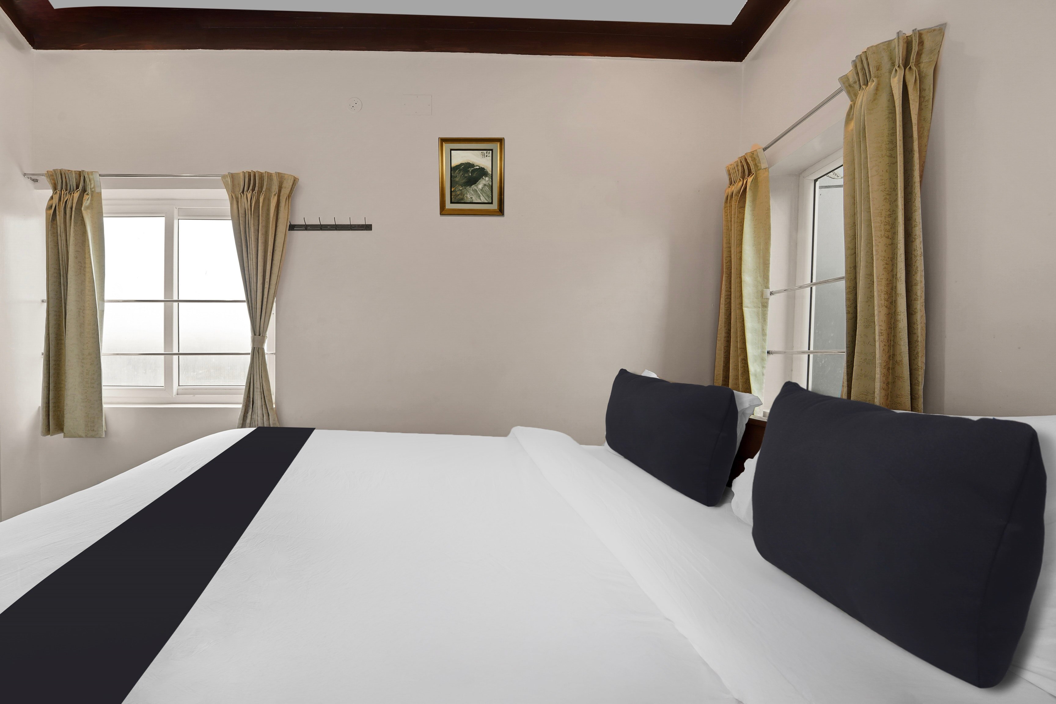 Collection O SRI Lakshmi Residency And Mahal A/C - Tap to explore photos