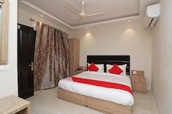 Hotel O Ramesh Nagar Metro Station Formerly Rosewood, Delhi
