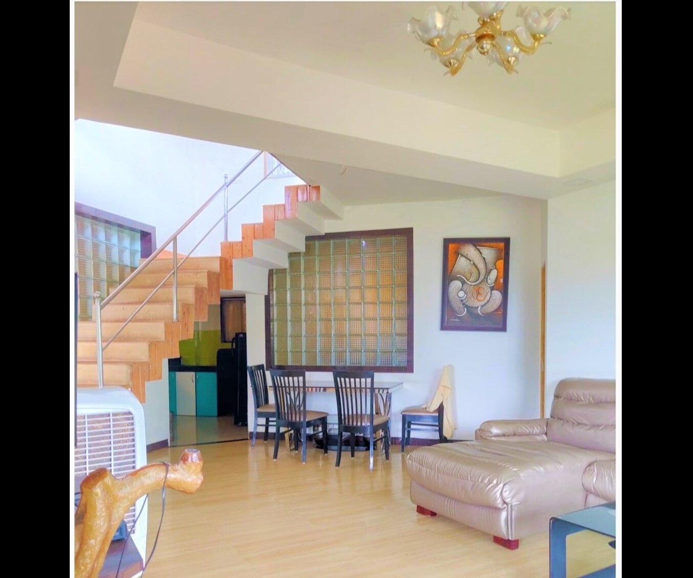 MOUNTAIN VILLA 4BHK - Tap to explore photos