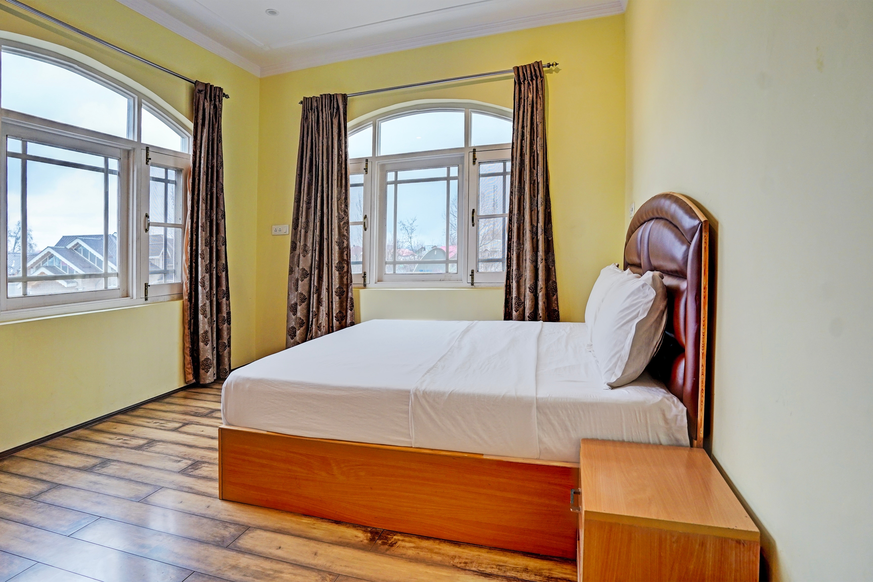 Hotel O Lit Homestay - Tap to explore photos