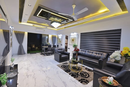 Premium Apartment 3bhk by Royal Luxor