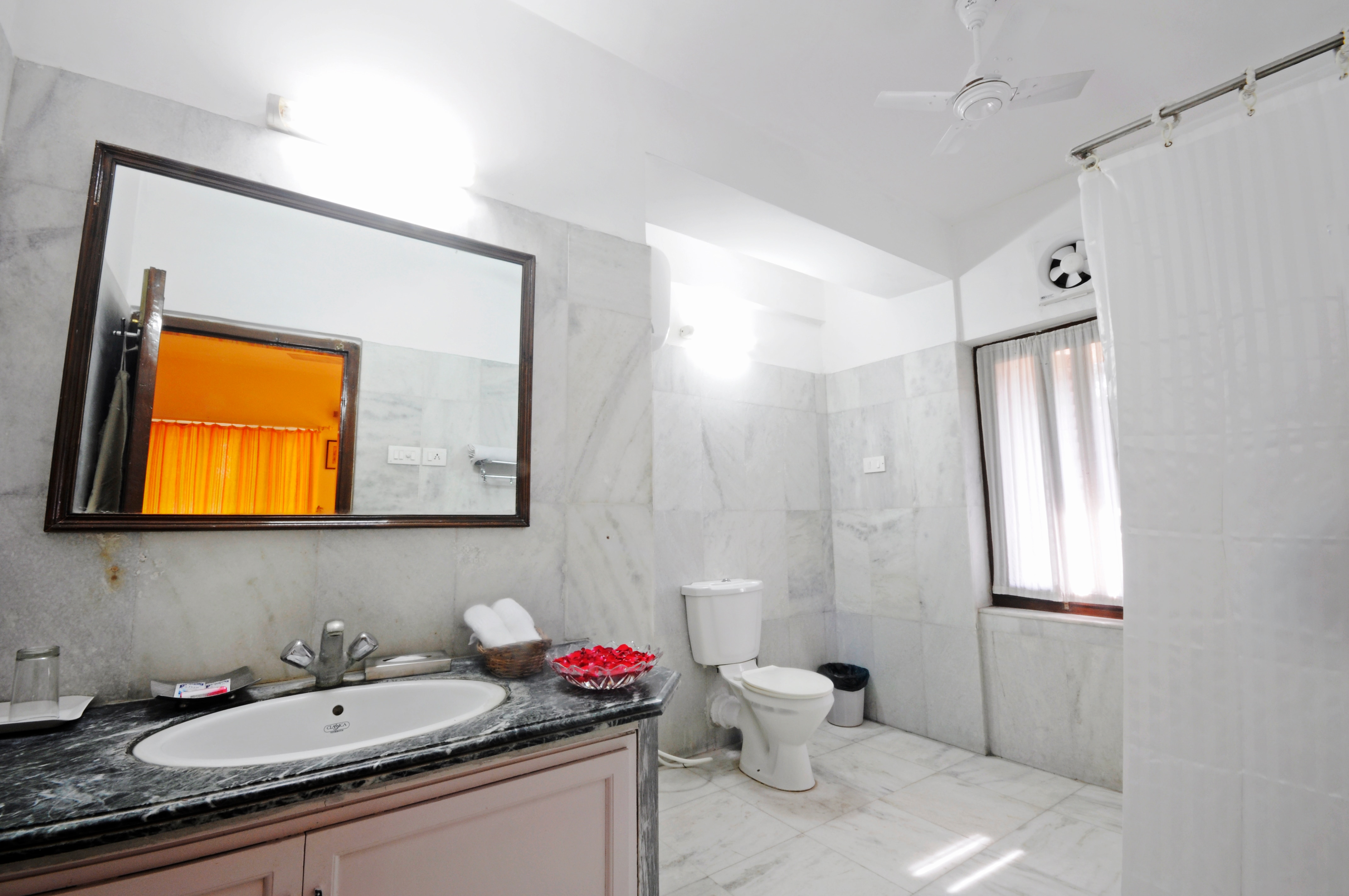 Ambavgarh Retreat - Tap to explore photos