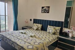 SKYLINE suite 2298 
2bhk pool, Gandhinagar