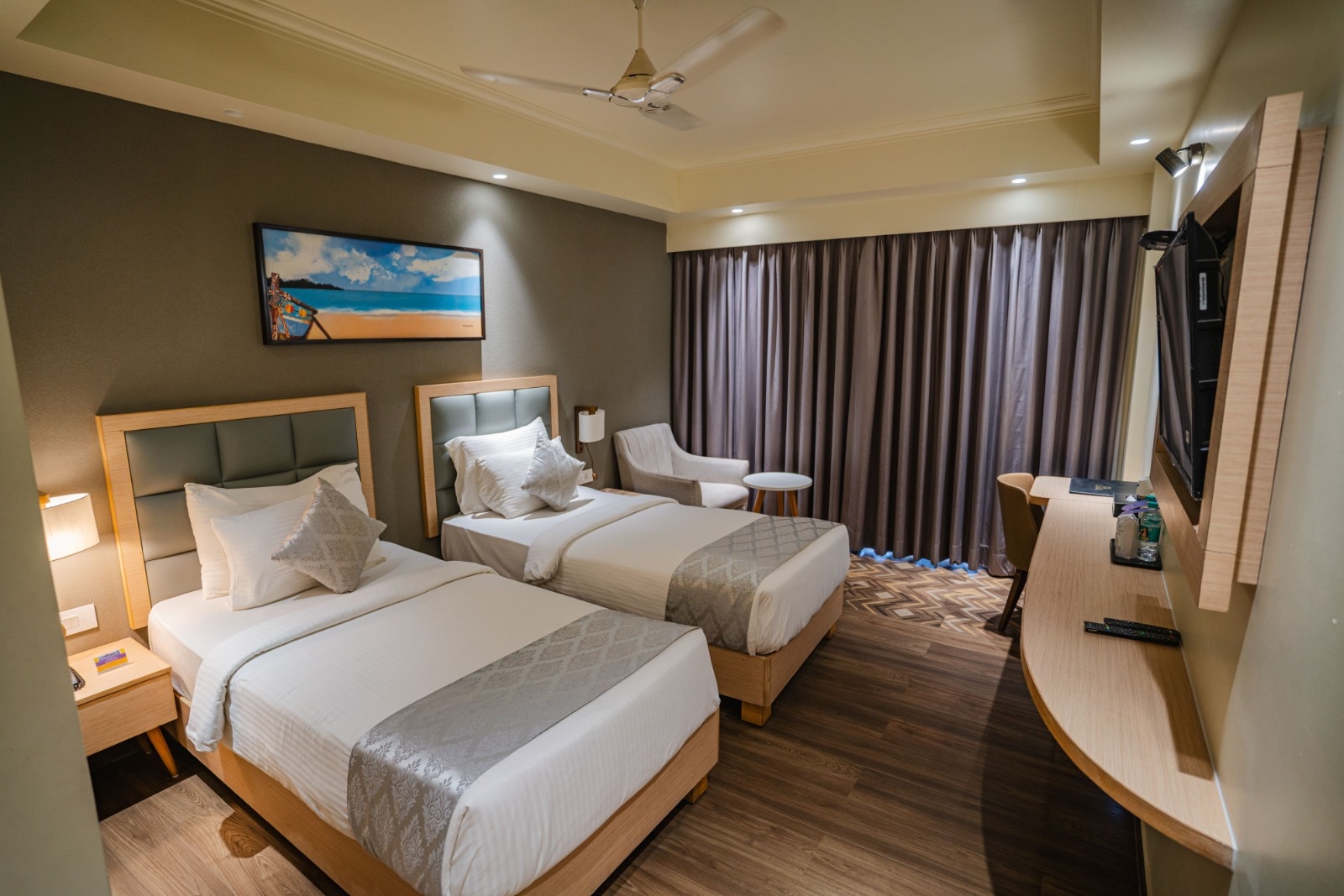 Hotel Q Saina Aarokan Heights -  Pure Veg - Tap to explore photos
