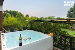 StayVista at Lily @ The Magnolia Farm w/ Indoor Pool & Jacuzzi, Amritsar