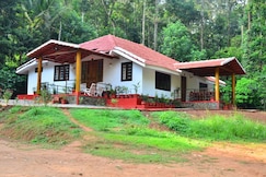Silver Flower | 2 BHK Homestay, Coorg