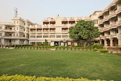 Hotel Surya, Varanasi