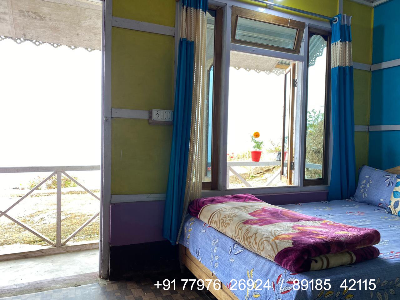 AKTA HOMESTAY - Tap to explore photos