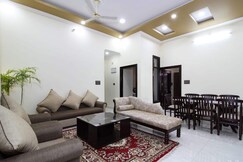 Touristen Holiday Home A5 5BHK, Palampur