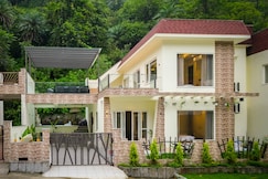 StayVista at Villa Vaari, Dehradun
