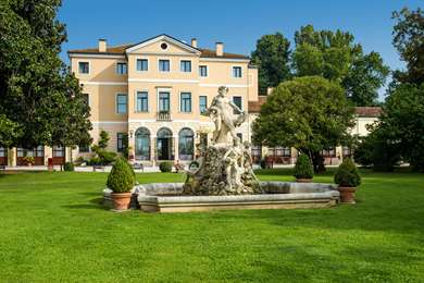 Best Western Plus Hotel Villa Tacchi - Tap to explore photos