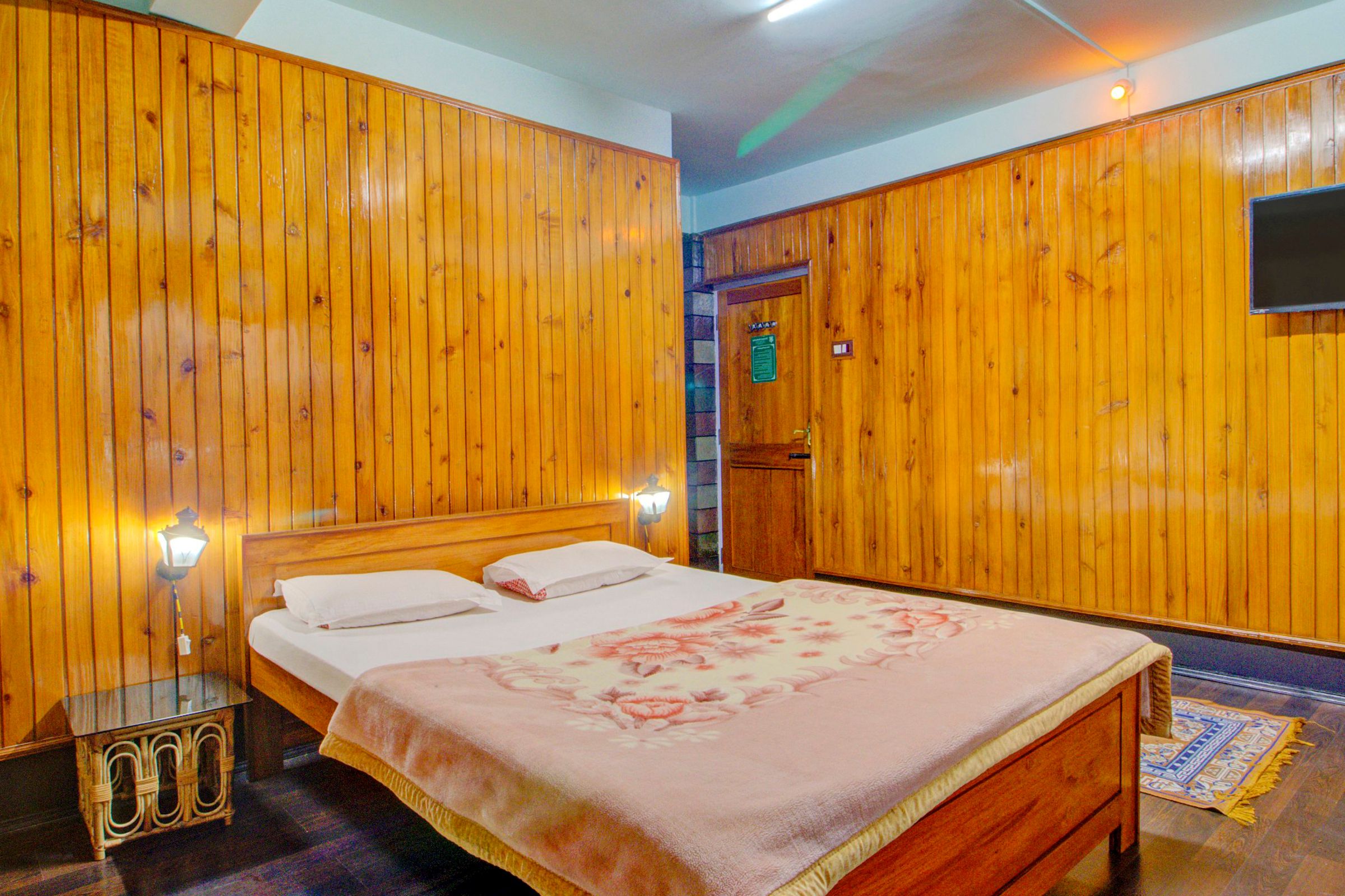 Sherpa's Homestay - Tap to explore photos