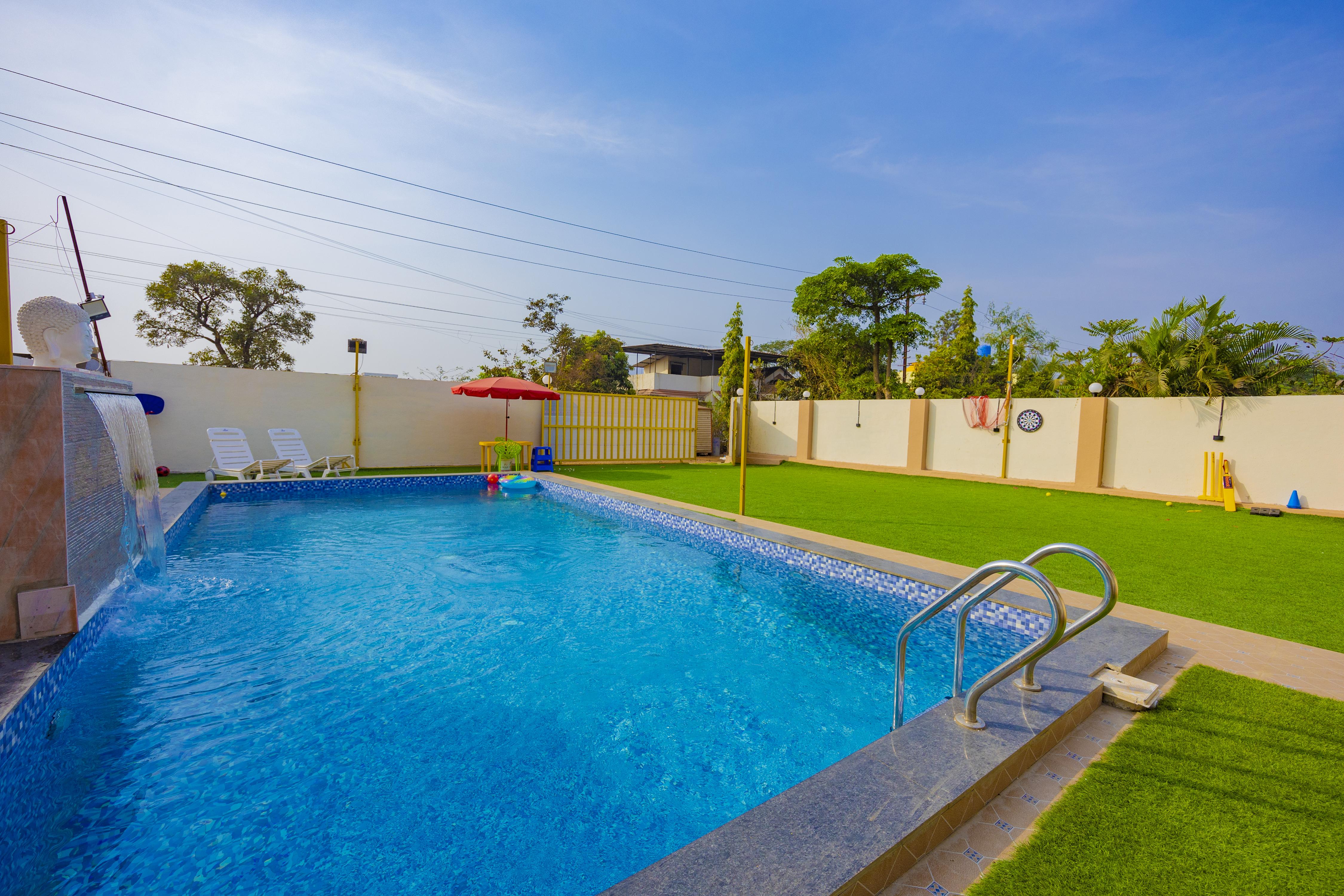 4BHK with Big Pool and Lawn| Ideal for Picnics| Getaways| Megastar Villa. - Tap to explore photos