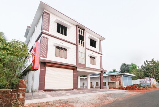 SPOT ON Rohini Inn Kadampuzha