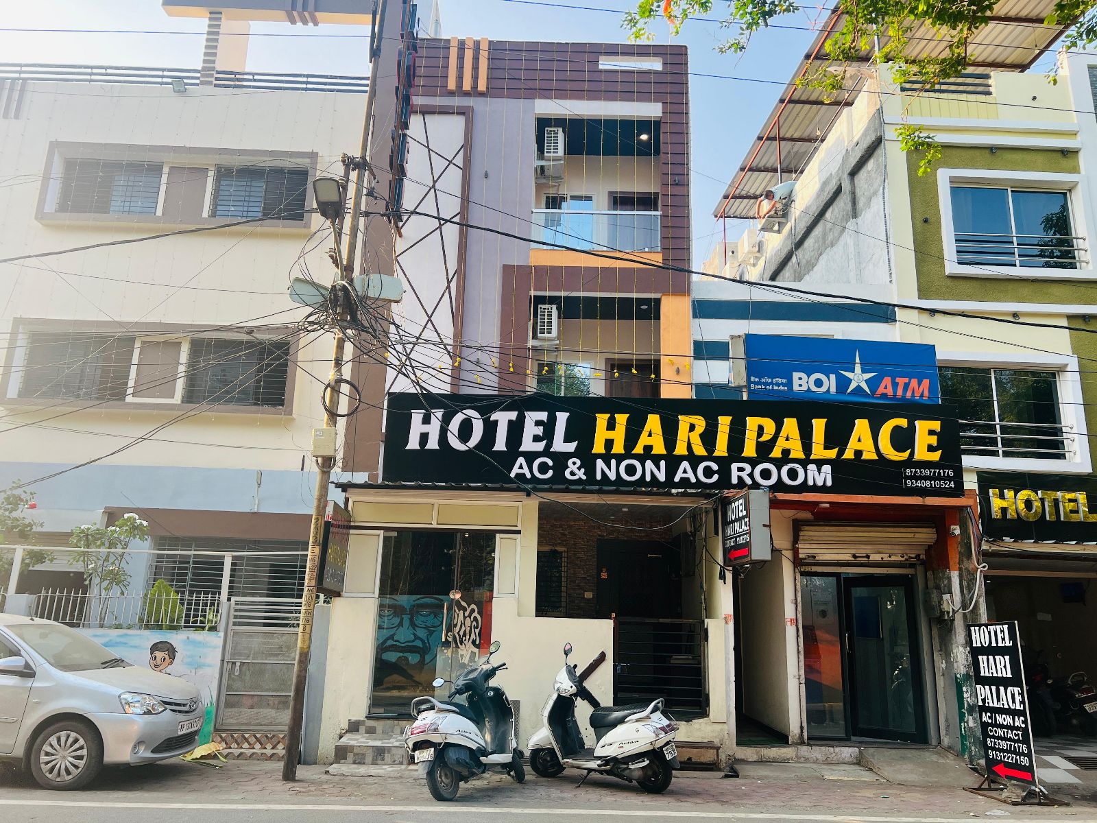 Hotel Hari Palace - Tap to explore photos