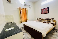 Hotel Laxman Ganga, Rishikesh