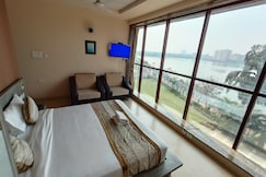 Hotel Lake View Grand, Lucknow