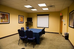Holiday Inn Express Hotel & Suites Atlanta East - Lithonia, DeKalb