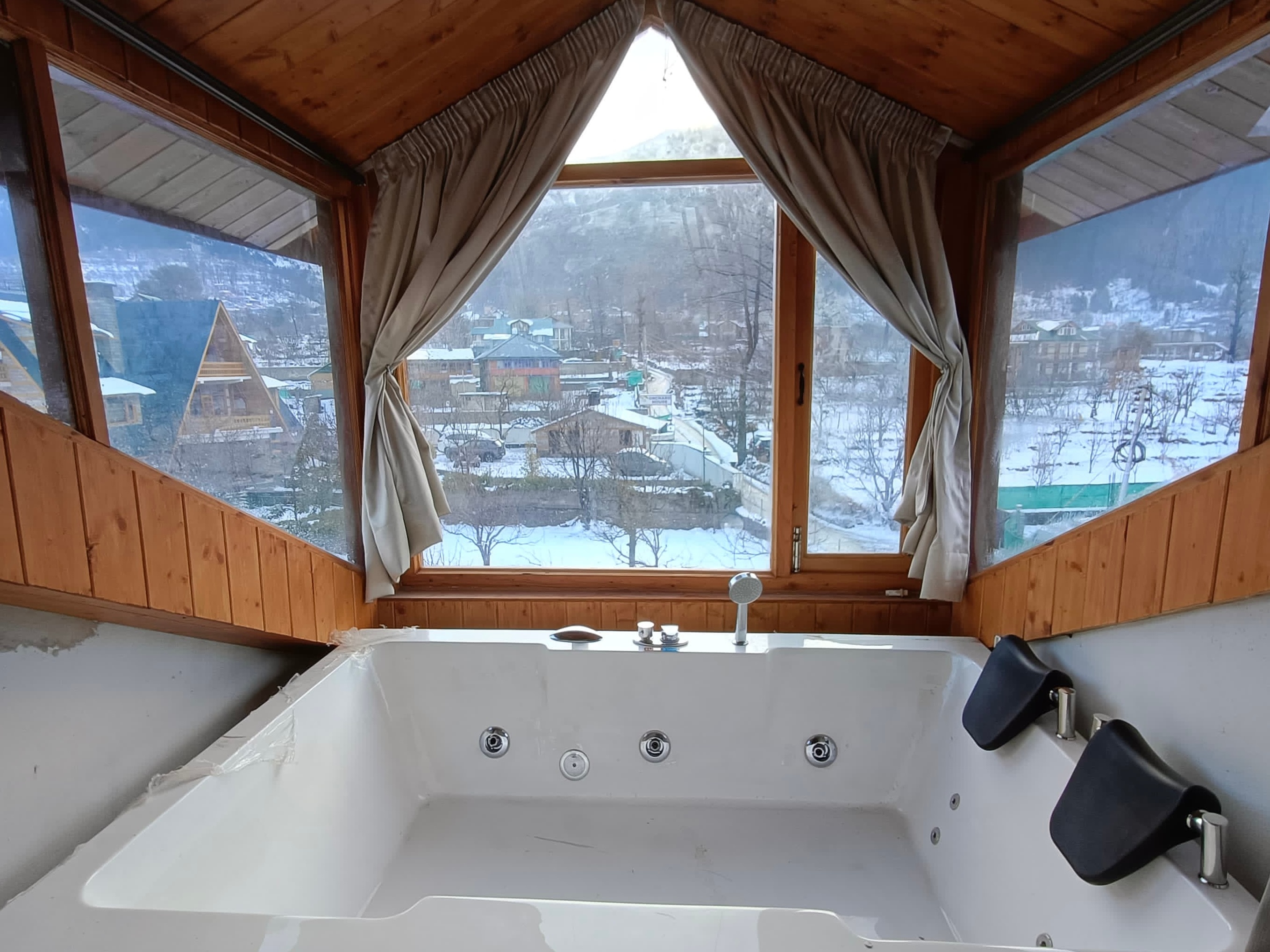 Odbostays Manali - Tap to explore photos