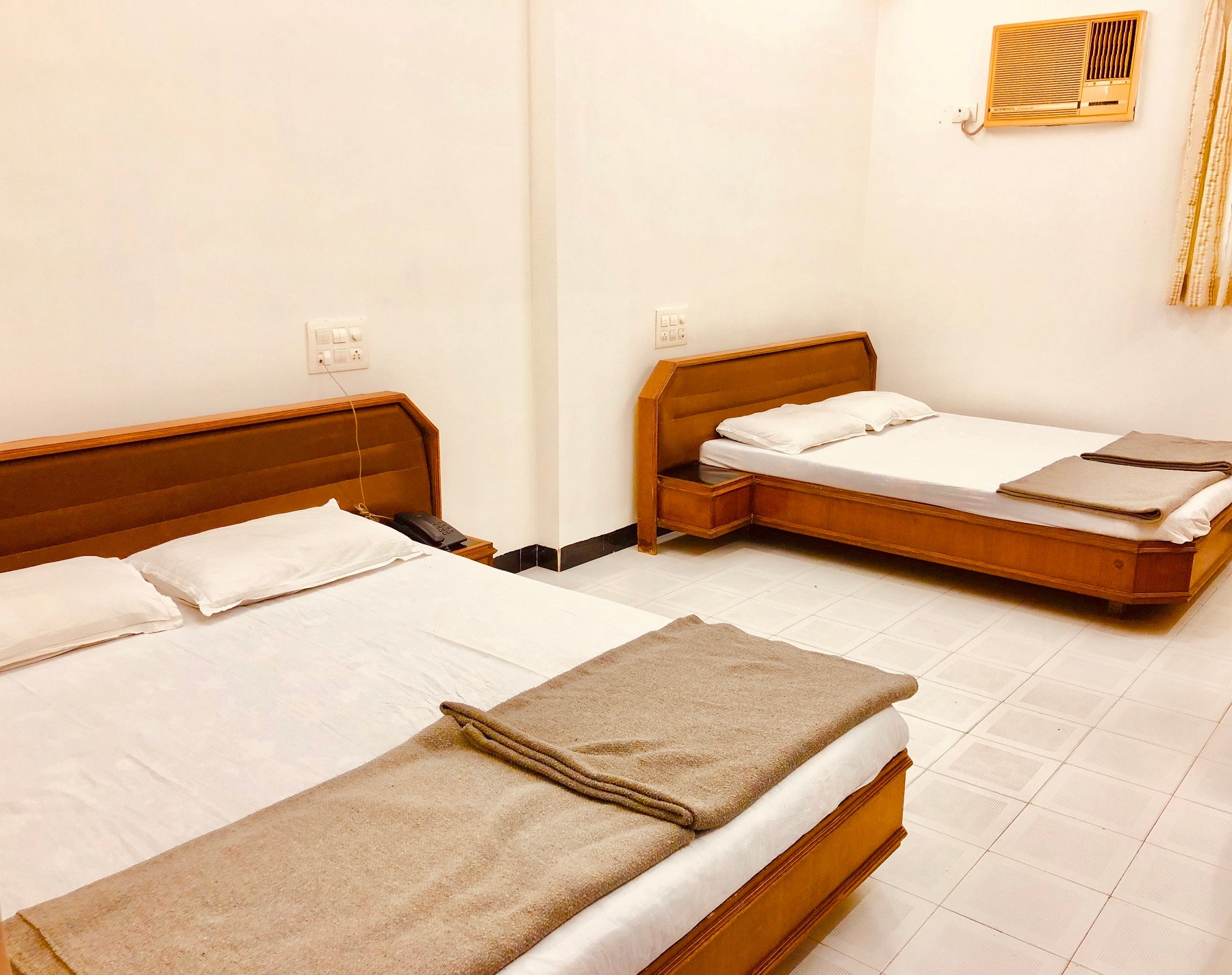 Quadruple Room 1