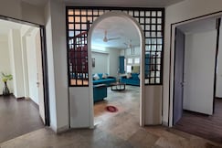 Downtown By Stayfinder, Ahmedabad
