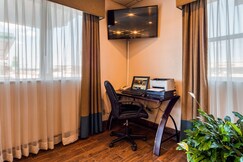 SureStay Hotel by Best Western Ottawa, Franklin, Kansas