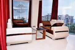 The Red Velvet Hotel, Barh