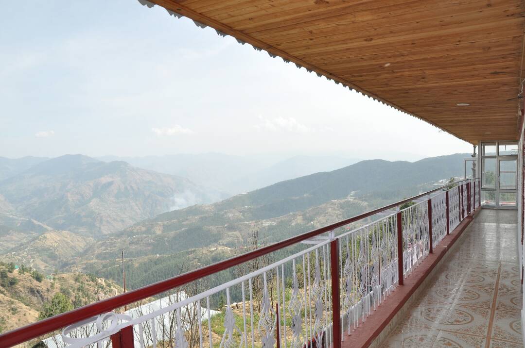 Snowline View Homestay | Rooms & Caretaker - Tap to explore photos