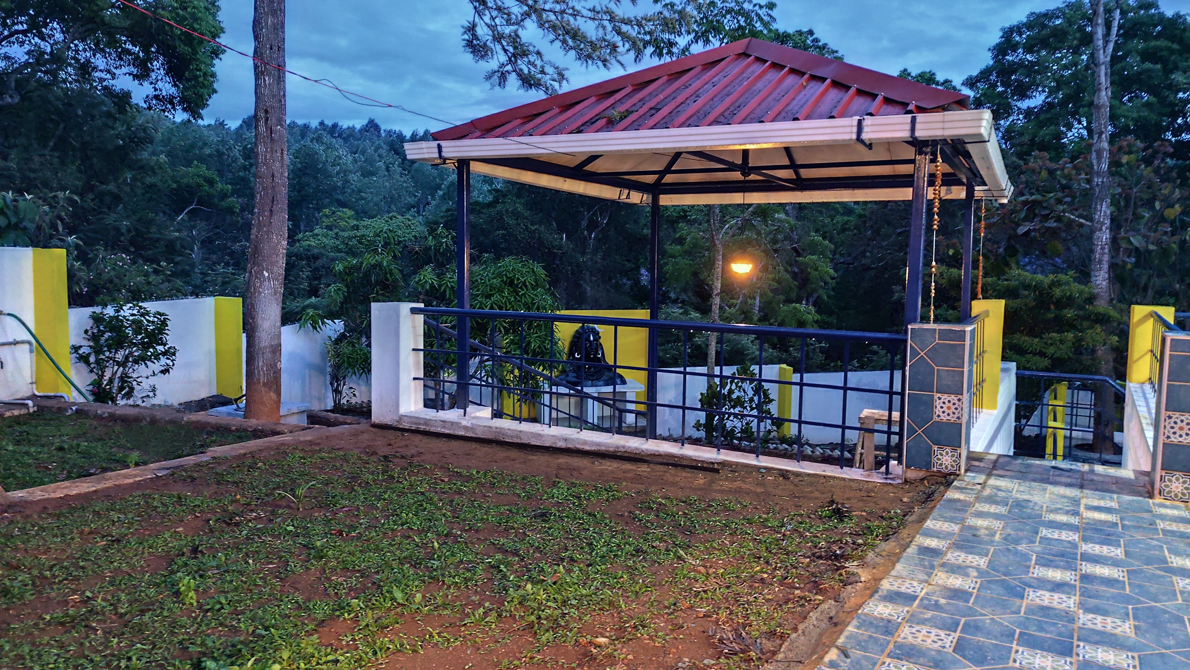 The Ishank Resort Yercaud - Tap to explore photos