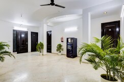 Townhouse by OYO Mayfield Garden Nearby Golf Course Road, Gurgaon